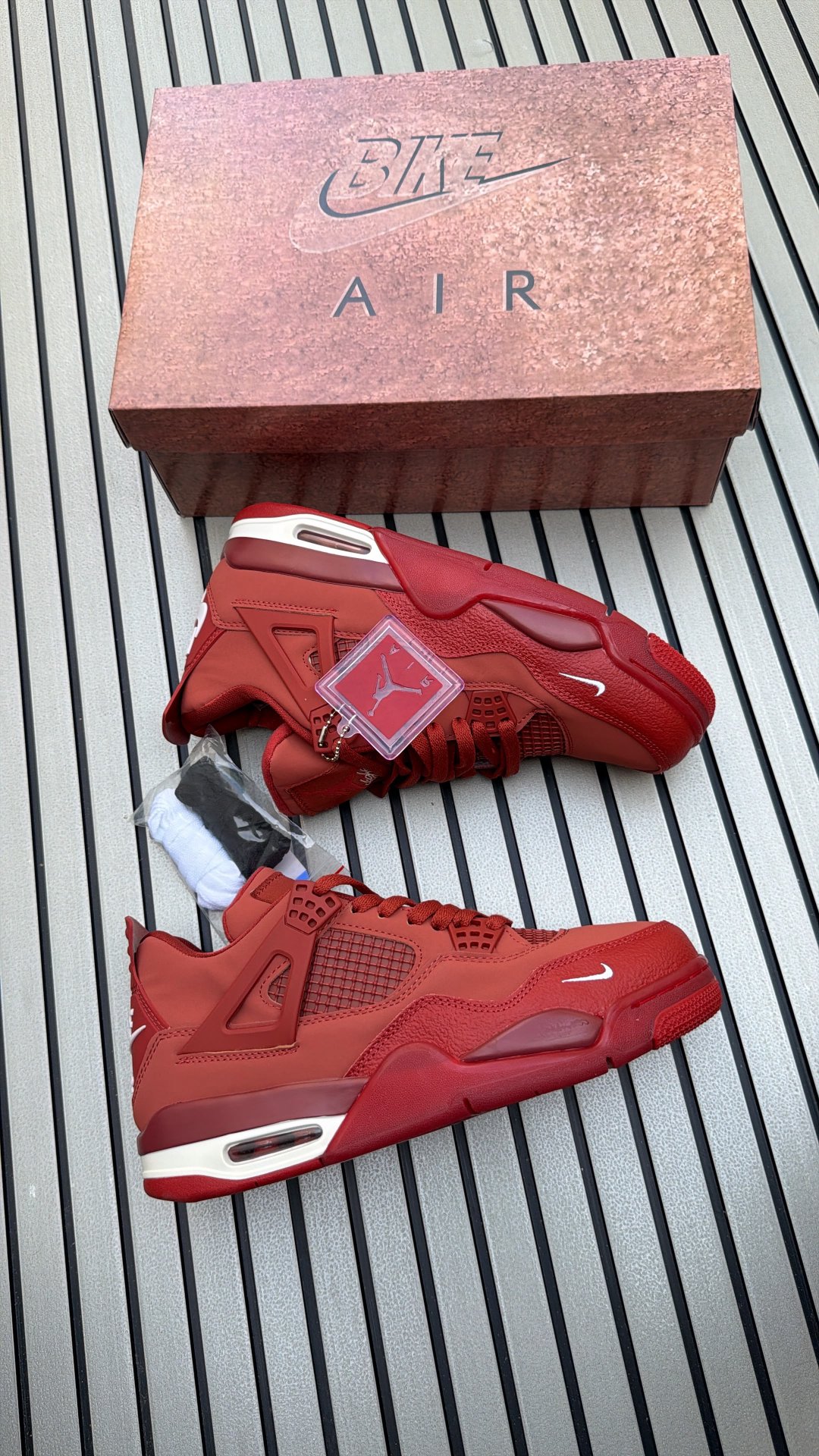 Jordan retro 4  BIKE 2